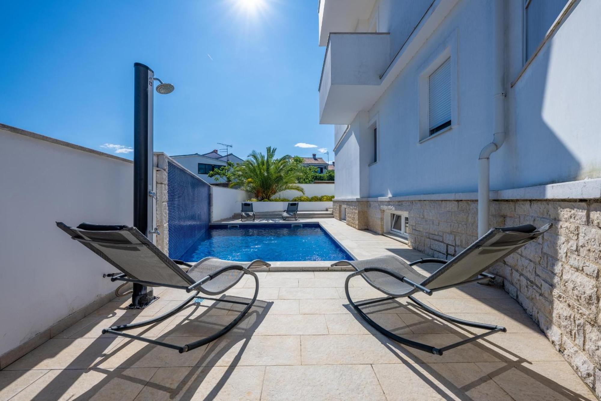 شقة Dream Lounge With Sea View بولا المظهر الخارجي الصورة